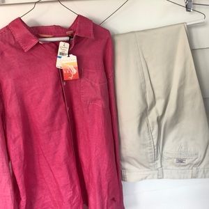 Dinner at the beach! Hot Pink Shirt - Light Pants